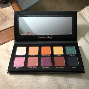 Violet Voss Essentials PROSeries Eyeshadow Palette